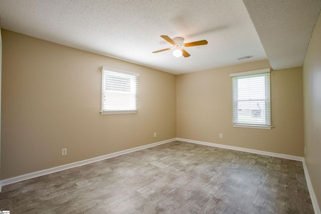 400 Fairmont Drive, Greenville, SC 29605