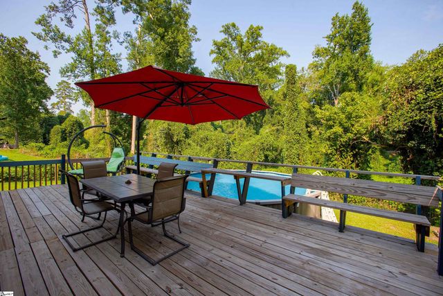 400 Fairmont Drive, Greenville, SC 29605