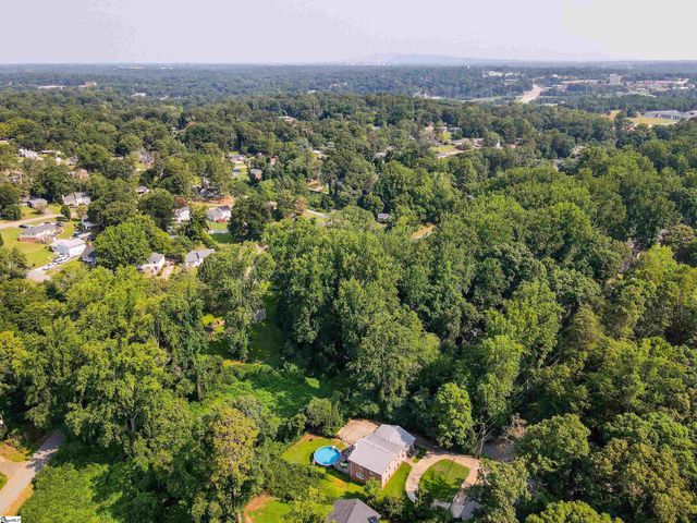400 Fairmont Drive, Greenville, SC 29605