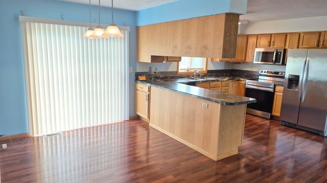 1312 7th Street NE, Minot, ND 58703