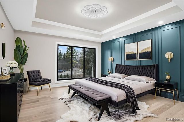 31130 Lahser, Beverly Hills, MI 48025