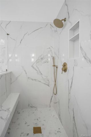 31130 Lahser, Beverly Hills, MI 48025