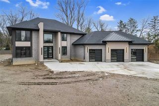 31130 Lahser, Beverly Hills, MI 48025