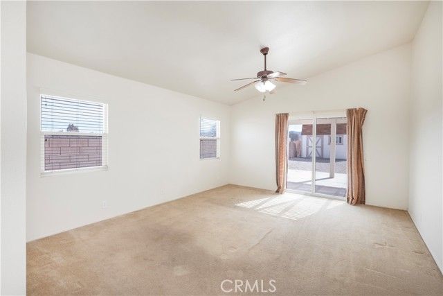 21189 Colombard, Apple Valley, CA 92308