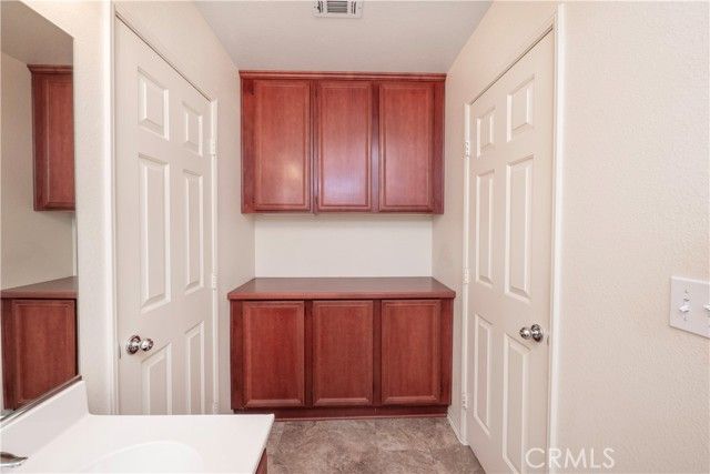 21189 Colombard, Apple Valley, CA 92308