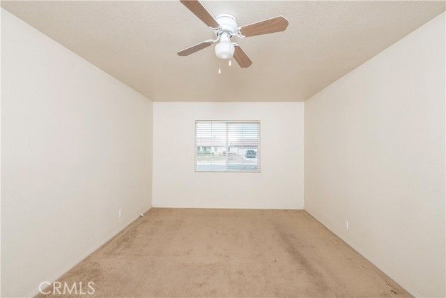 21189 Colombard, Apple Valley, CA 92308