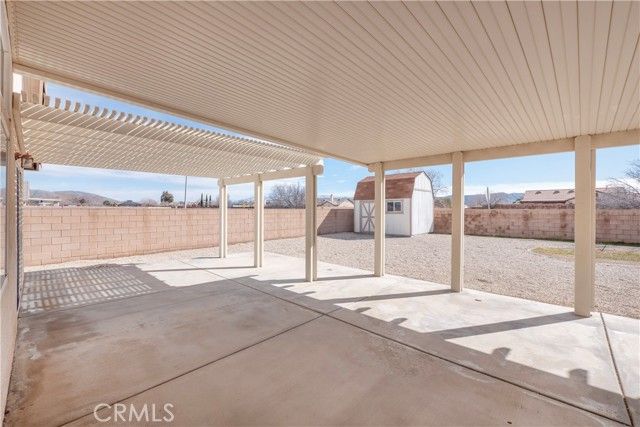 21189 Colombard, Apple Valley, CA 92308