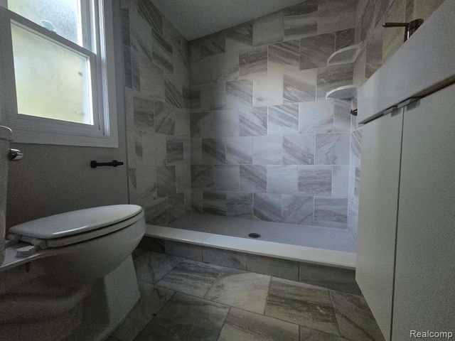 3370 Harris Street, Fenton, MI 48220