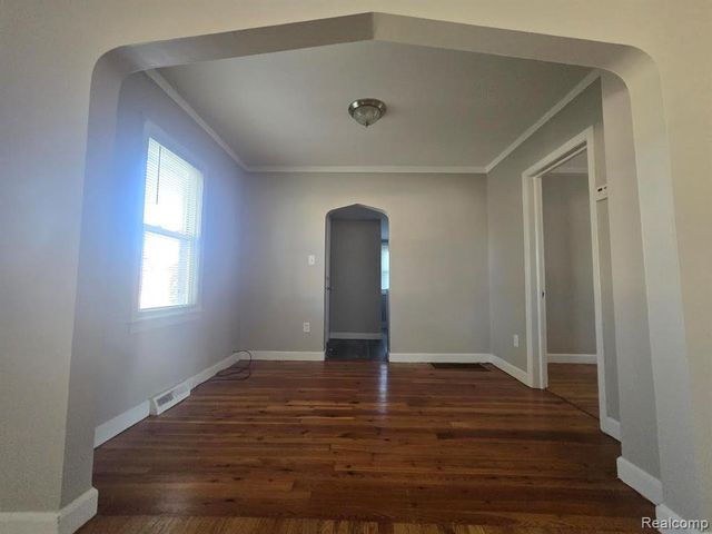 3370 Harris Street, Fenton, MI 48220