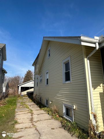 2020 Cooper Avenue, Saginaw, MI 48602