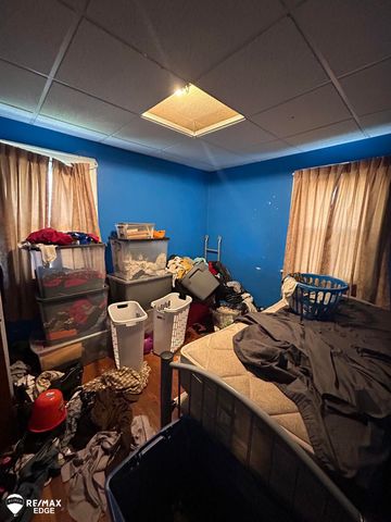 2020 Cooper Avenue, Saginaw, MI 48602