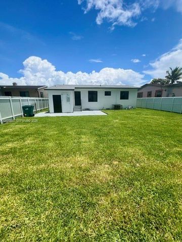12020 W Golf Drive, Miami, FL 33167