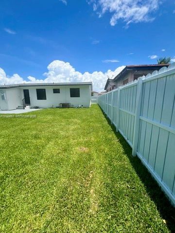 12020 W Golf Drive, Miami, FL 33167