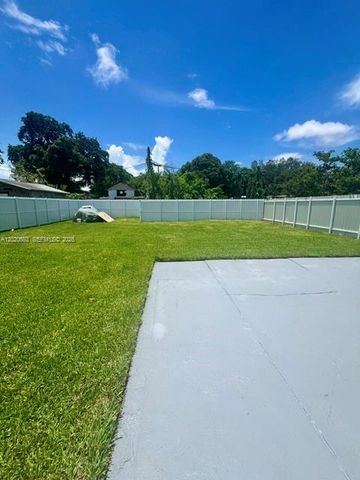 12020 W Golf Drive, Miami, FL 33167