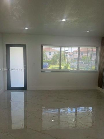 12020 W Golf Drive, Miami, FL 33167