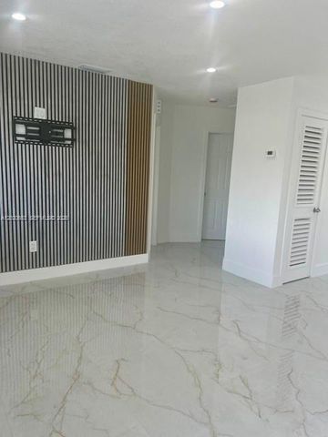 12020 W Golf Drive, Miami, FL 33167