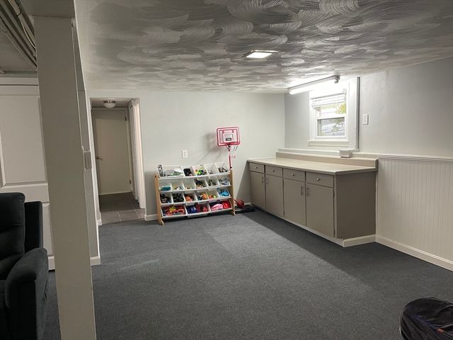 3 Tomaso Rd, Milford, MA 01757