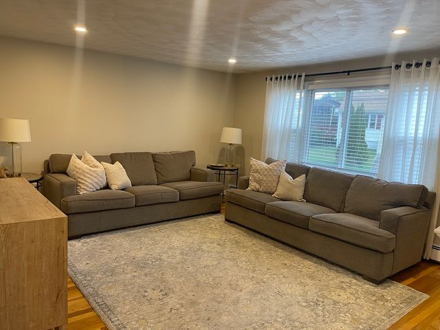 3 Tomaso Rd, Milford, MA 01757