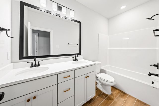 72 Fawn Run West, Freeport, FL 32439