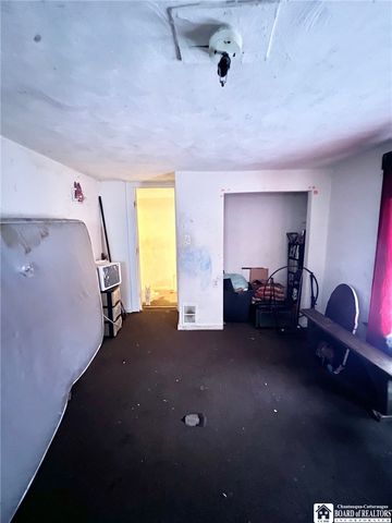 6 Stowe, Jamestown, NY 14701