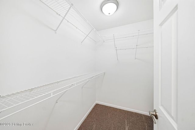 9606 Preston Spring Dr 203, Louisville, KY 40229