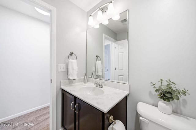 9606 Preston Spring Dr 203, Louisville, KY 40229