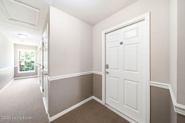9606 Preston Spring Dr 203, Louisville, KY 40229