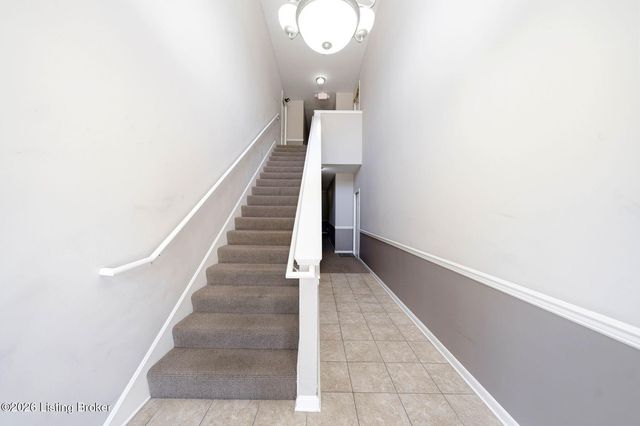 9606 Preston Spring Dr 203, Louisville, KY 40229