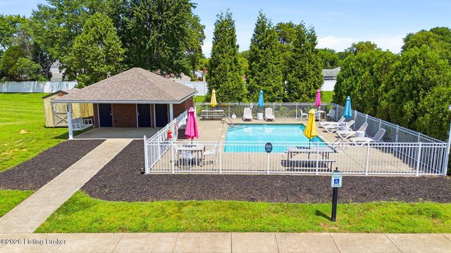 9606 Preston Spring Dr 203, Louisville, KY 40229