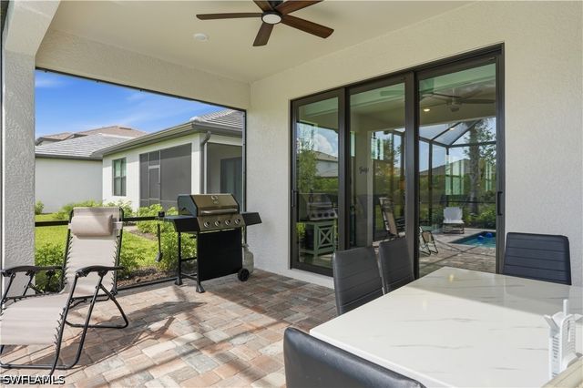 1879 Sierra CT, Naples, FL 34120