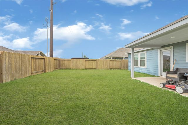 322 Pickwick Gardens Lane, Magnolia, TX 77354