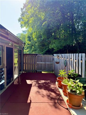 148 Wyndham Court, High Point, NC 27265