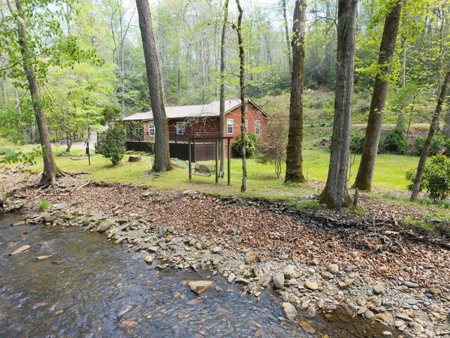 509 Slate Stone Lane, Hayesville, NC 28904