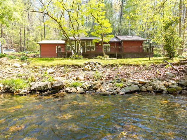 509 Slate Stone Lane, Hayesville, NC 28904