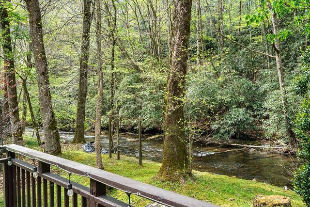 509 Slate Stone Lane, Hayesville, NC 28904