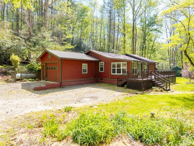 509 Slate Stone Lane, Hayesville, NC 28904