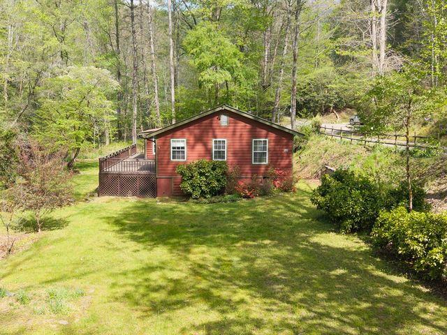 509 Slate Stone Lane, Hayesville, NC 28904
