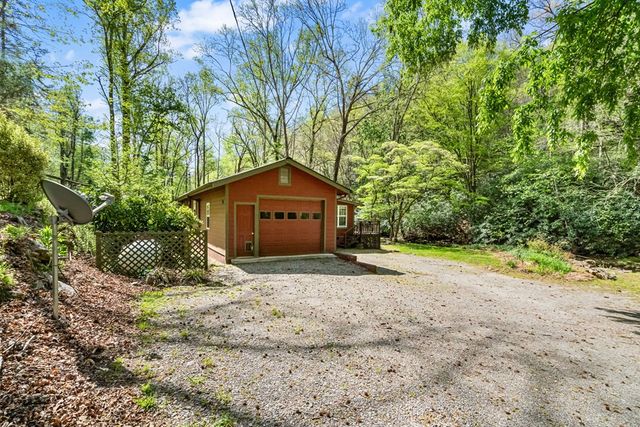 509 Slate Stone Lane, Hayesville, NC 28904