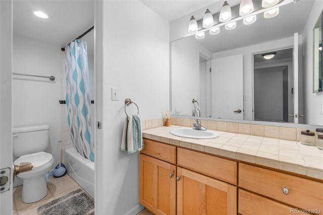969 S Pearl Street 103, Denver, CO 80209