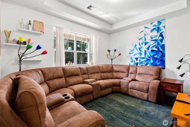 20 Dunsmuir Road, Port Ludlow, WA 98365