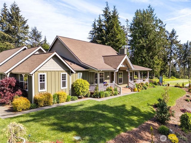 20 Dunsmuir Road, Port Ludlow, WA 98365