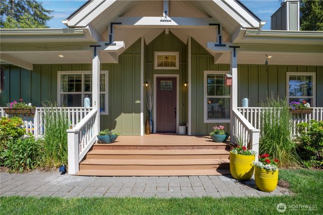 20 Dunsmuir Road, Port Ludlow, WA 98365