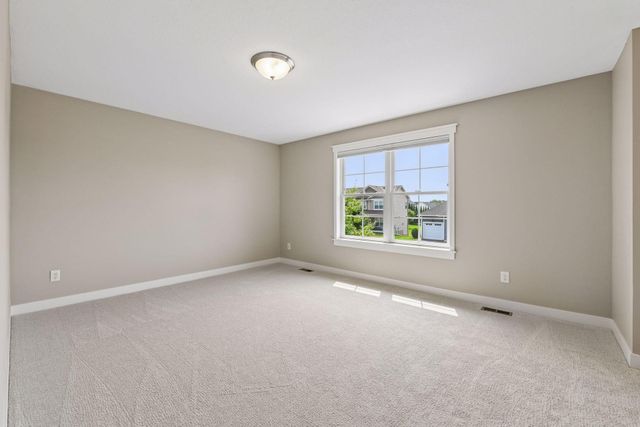 2444 Woods Drive, Victoria, MN 55386