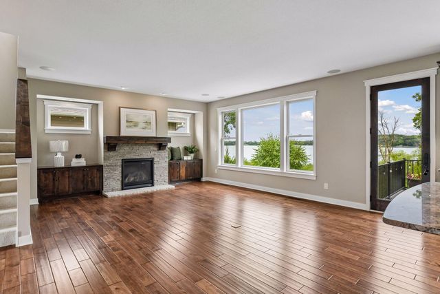 2444 Woods Drive, Victoria, MN 55386