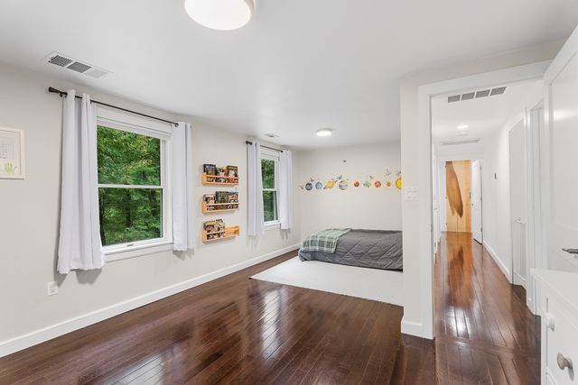 676 West St, Uxbridge, MA 01569