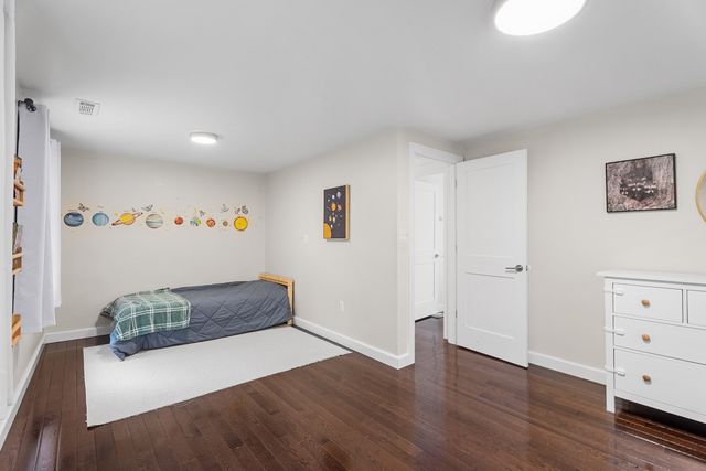 676 West St, Uxbridge, MA 01569