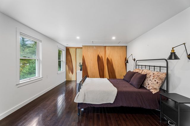 676 West St, Uxbridge, MA 01569