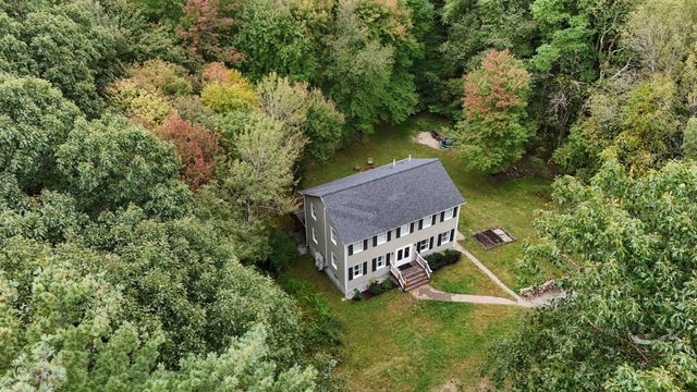 676 West St, Uxbridge, MA 01569