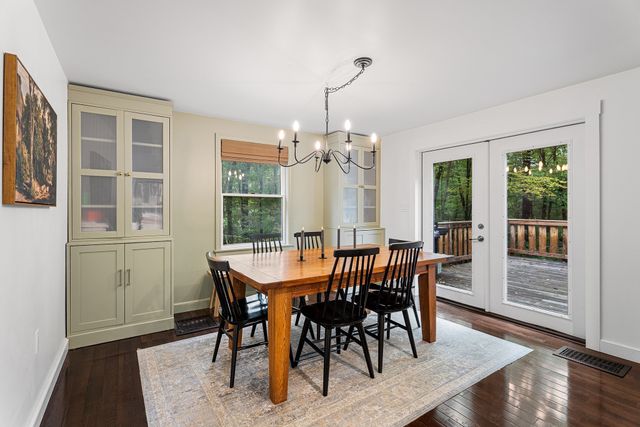 676 West St, Uxbridge, MA 01569