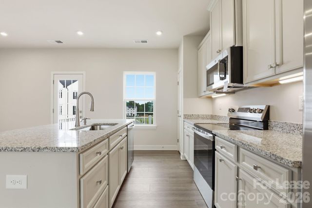 2129 Primm Farms Drive, Charlotte, NC 28216